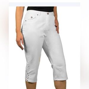 Hearts of palm petite capris